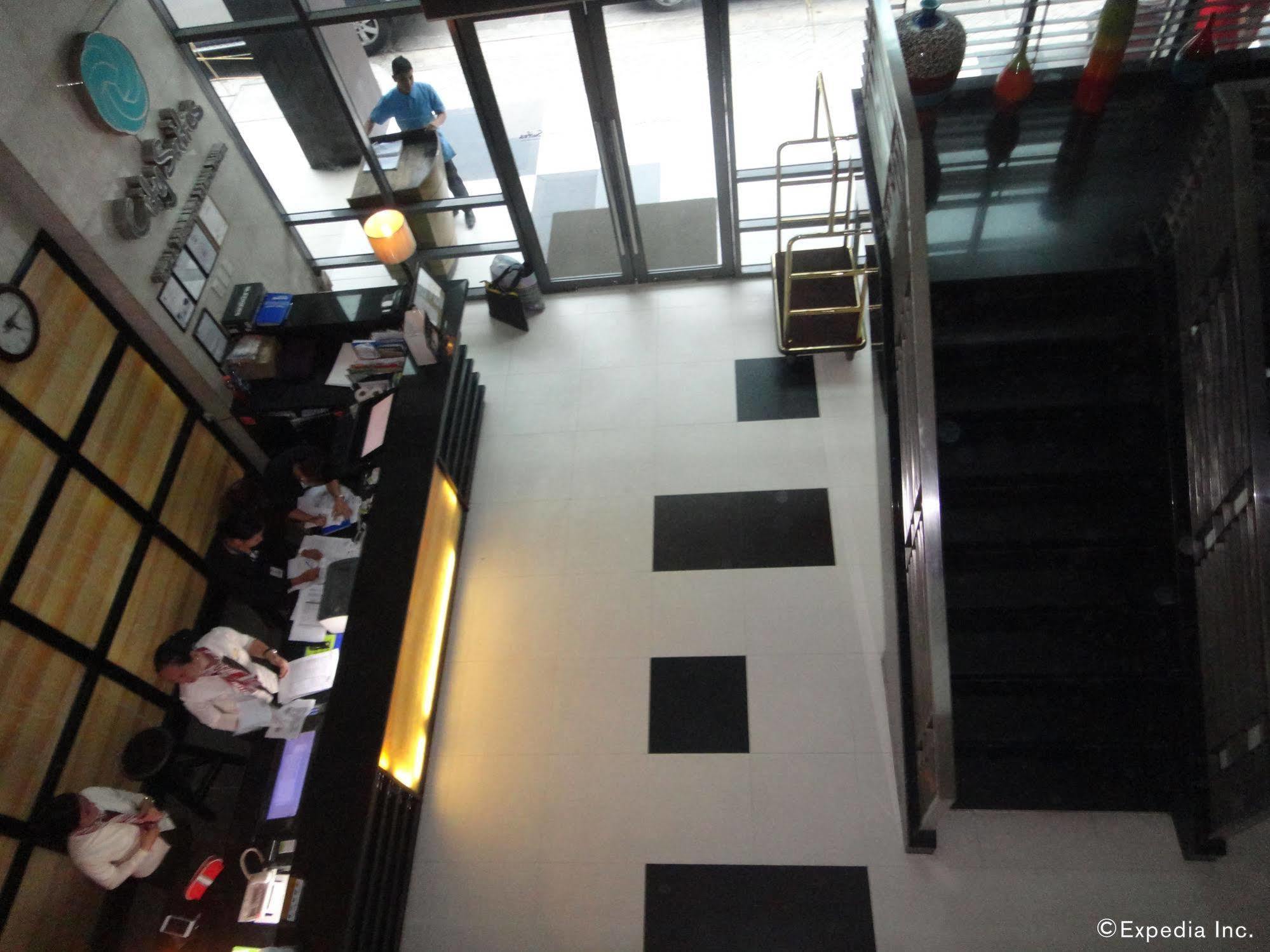 City Suites Ramos Tower Cebu Εξωτερικό φωτογραφία