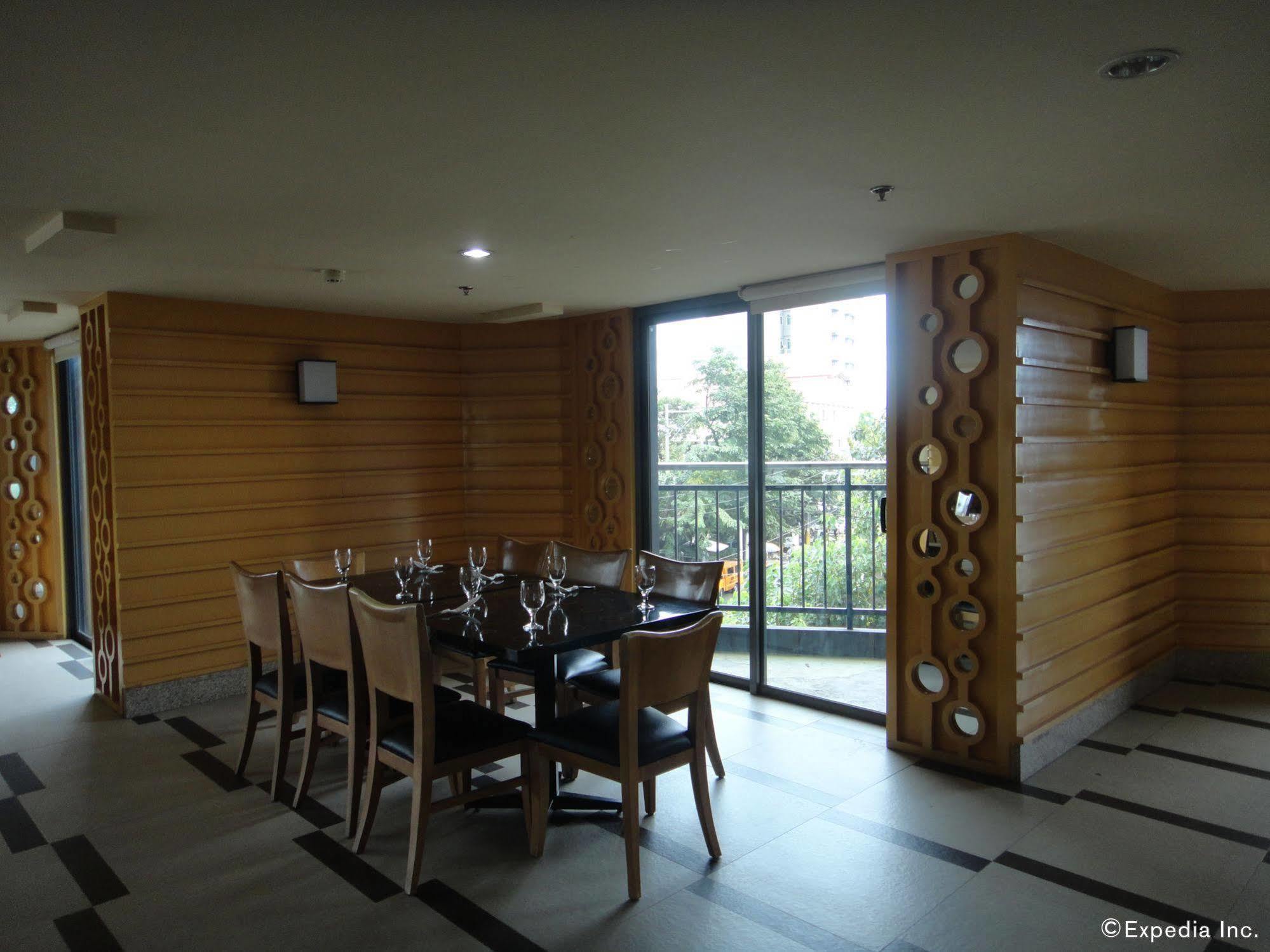 City Suites Ramos Tower Cebu Εξωτερικό φωτογραφία