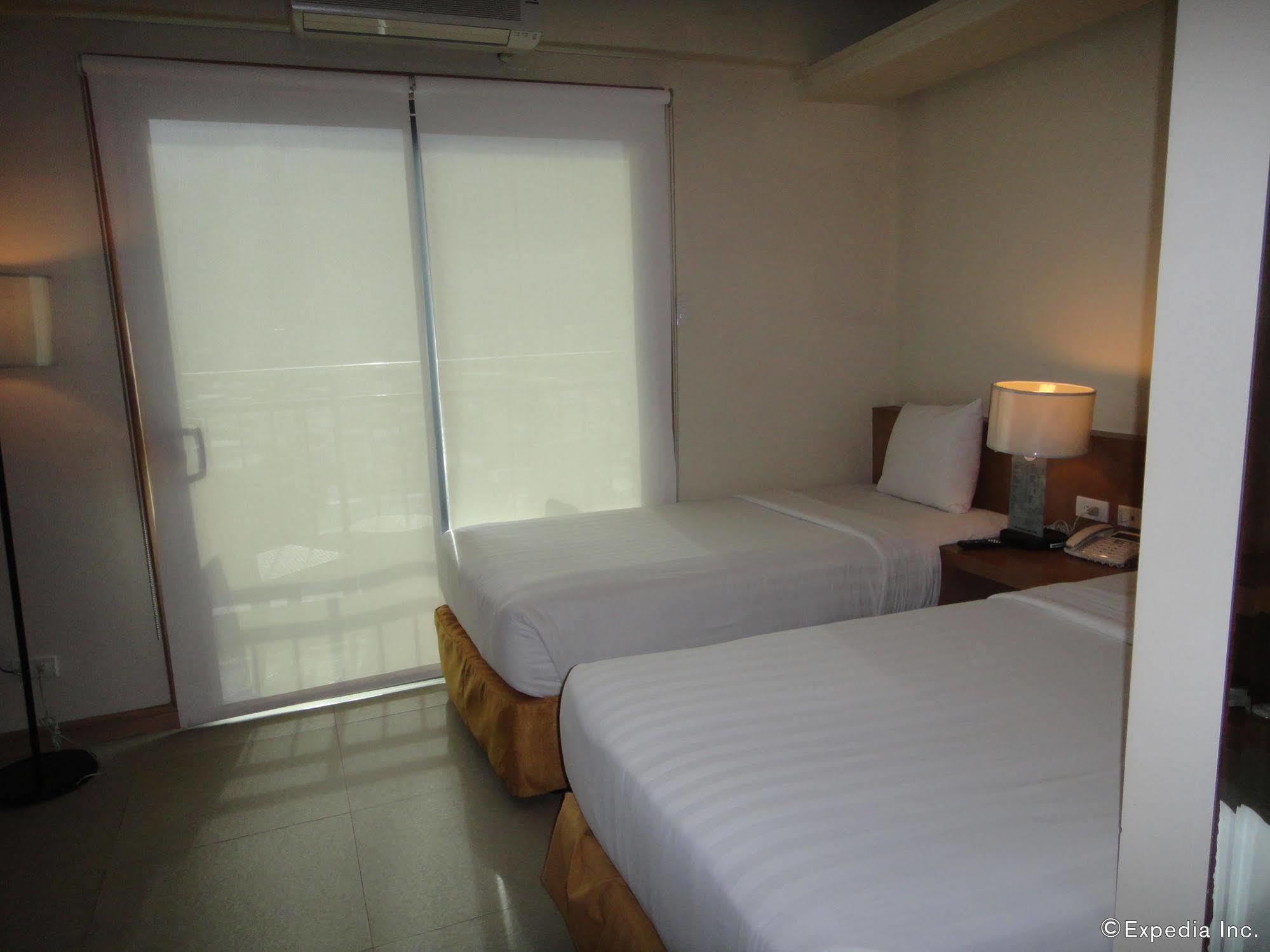 City Suites Ramos Tower Cebu Εξωτερικό φωτογραφία