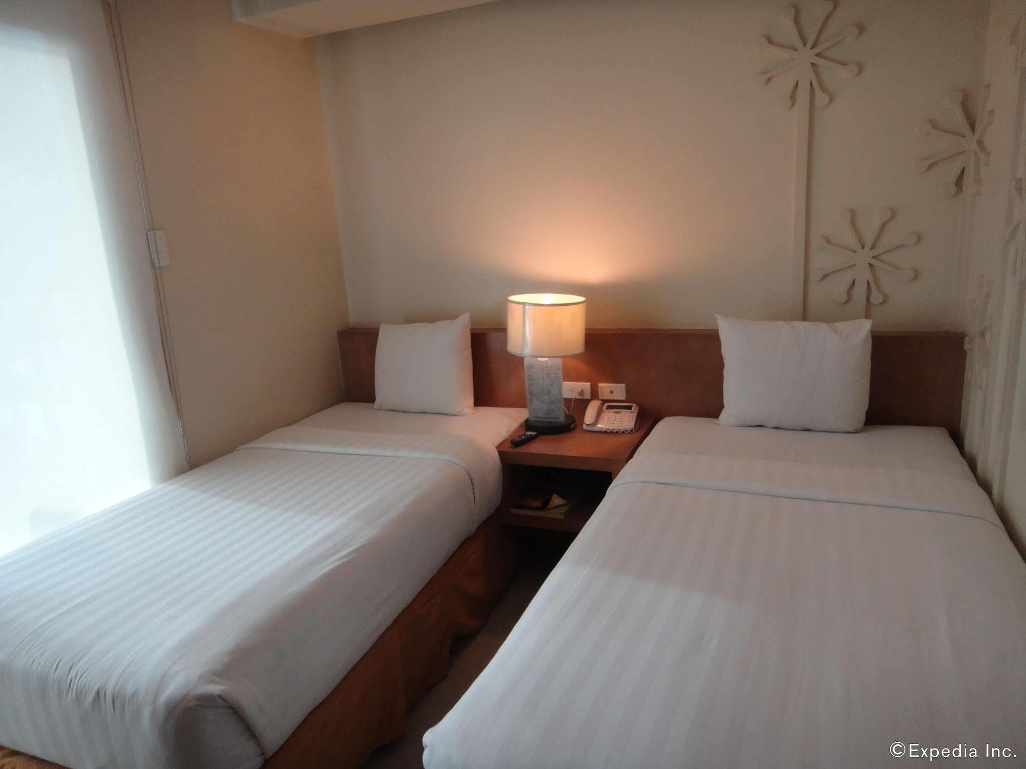City Suites Ramos Tower Cebu Εξωτερικό φωτογραφία