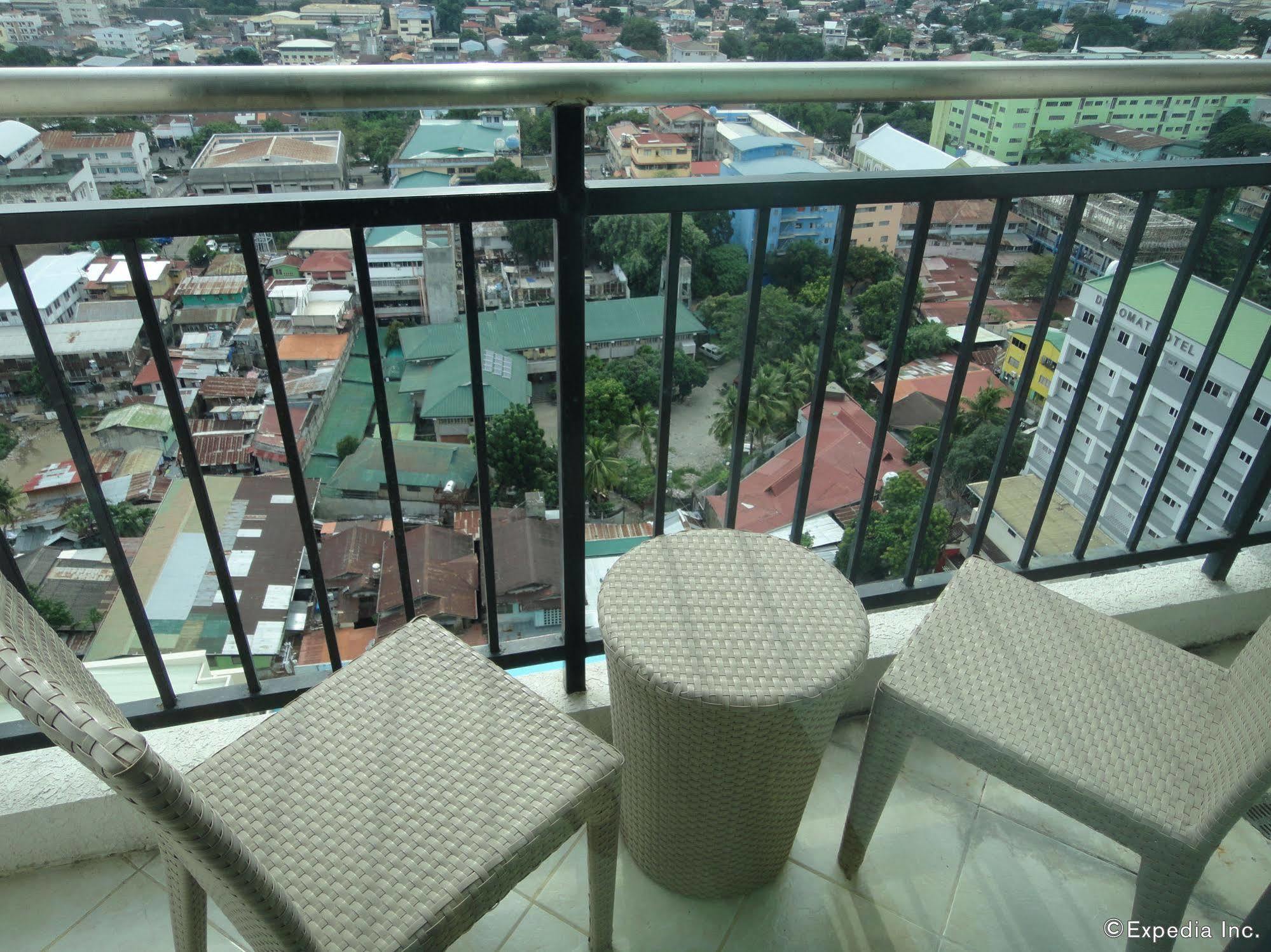 City Suites Ramos Tower Cebu Εξωτερικό φωτογραφία